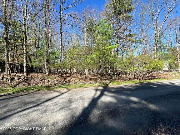 3rd image of Forest Lake Dr #46