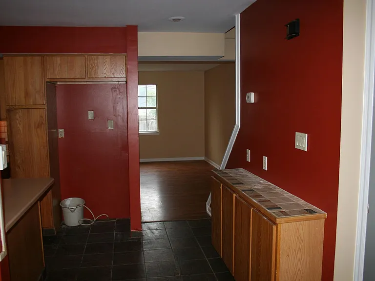 208 Prospect Ave — Photo 22