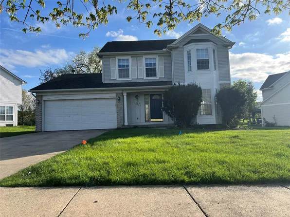 2802 Green Valley Dr, Ann Arbor, MI 48103