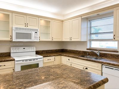 2832 Fillmore St APT 22, Hollywood, FL, 33020