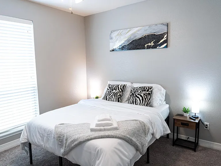 7352 Kingsport Ln — Photo 35