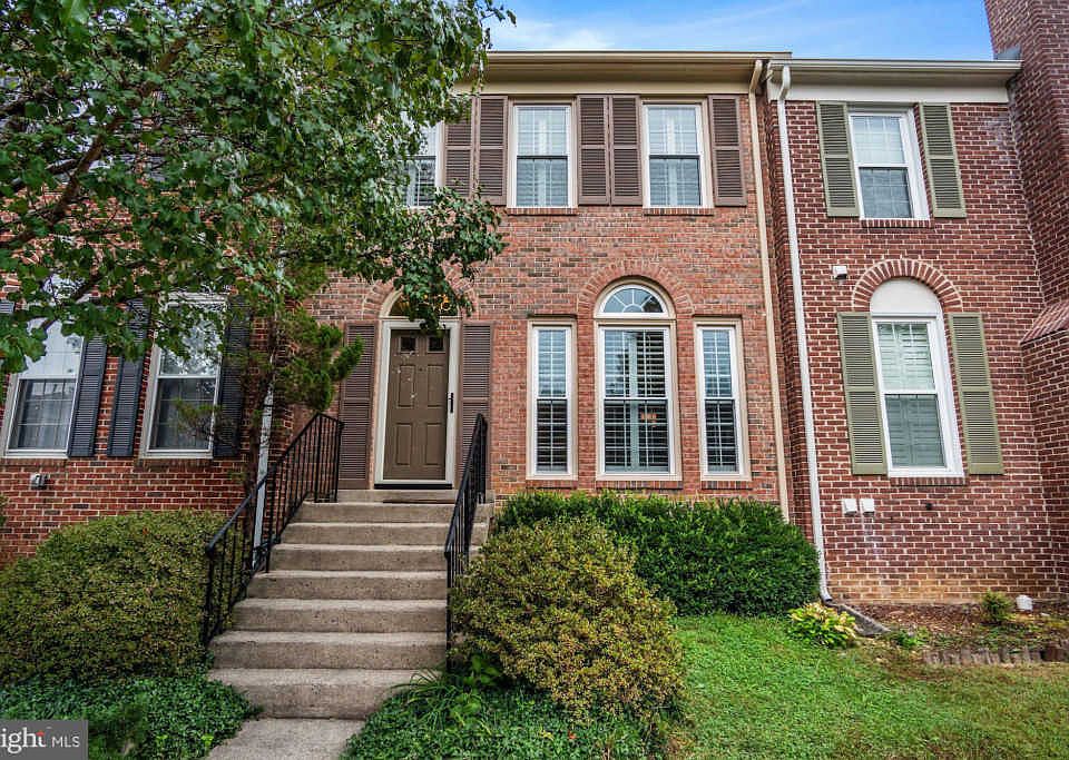 1st image of 6253 Walkers Croft Way