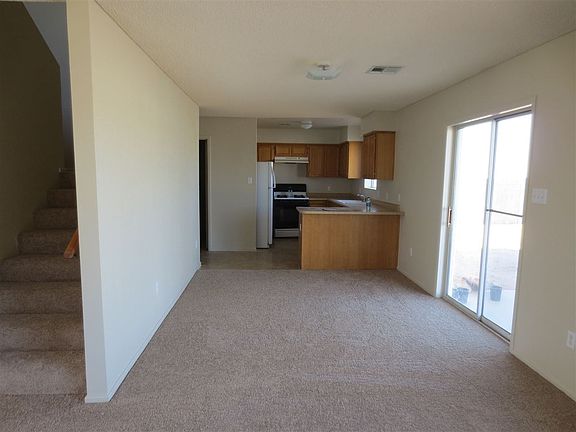 4th image of 6230 E 42nd Ln