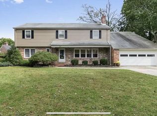 23 School Ln, CARNEYS POINT, NJ 08069