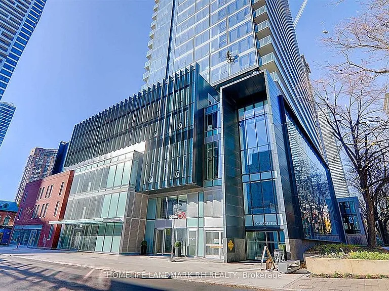 3 Gloucester St #901 — Photo 2