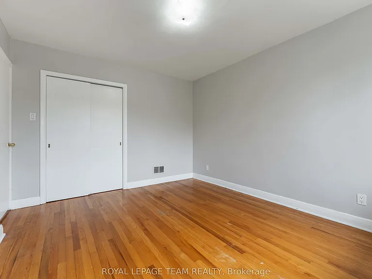 1086 Apolydor Ave #3 — Photo 17
