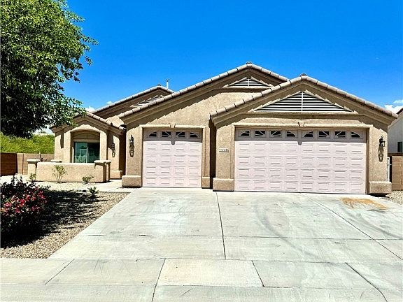 2nd image of 1126 Bella Luna Drive