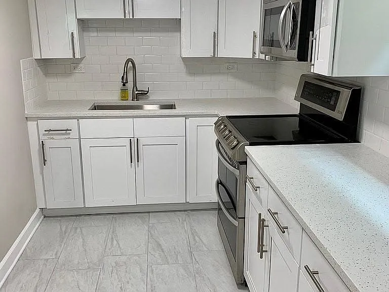 1 bed, 700 sqft, $1,650 — Photo 3