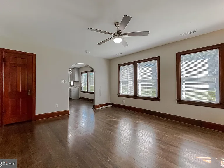 21859 Indian Bridge Rd — Photo 14