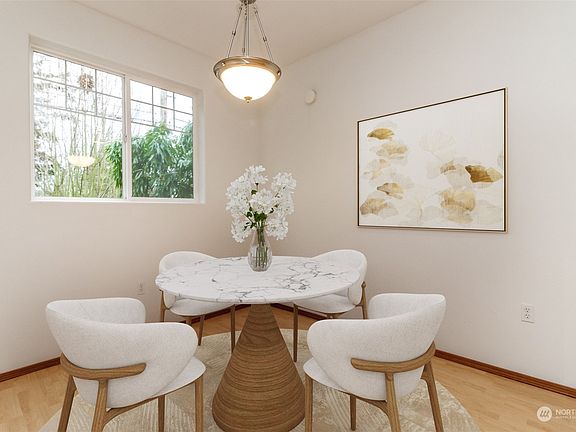 4th image of 1256 Ash Ave #112