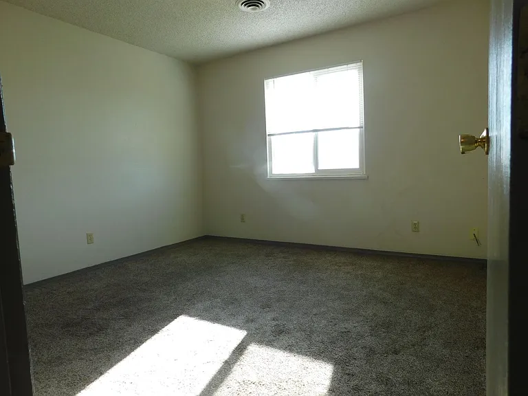 514 Delicious Dr — Photo 10