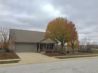 1625 Bridgecreek Xing, Greenwood, IN 46143