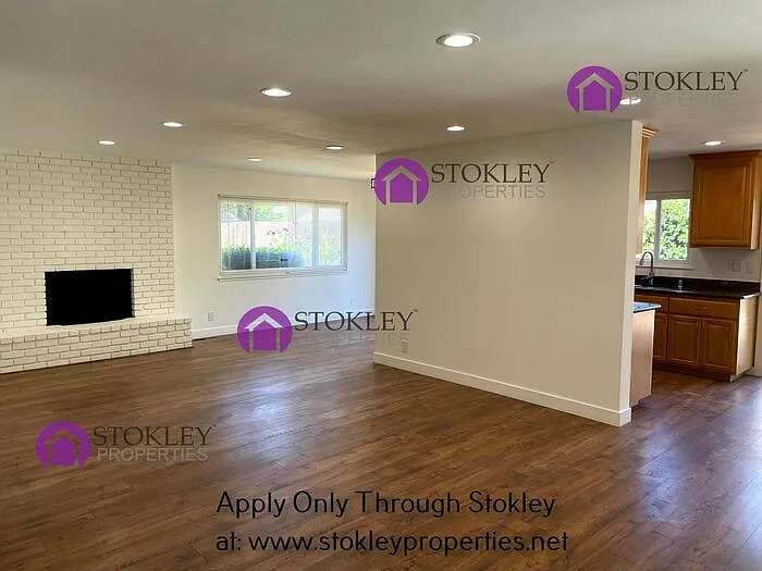 723 Slater Ave — Photo 5