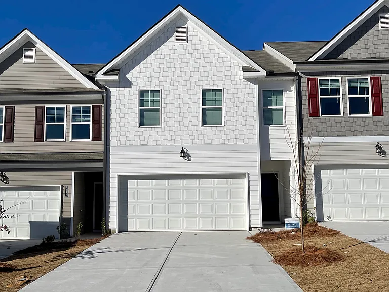 1146 Westhampton Way — Photo 1