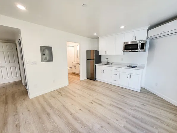 2980 College Ave #7-B, Berkeley, CA 94705