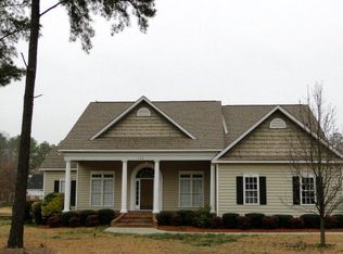 108 Wickfield Dr, Sanford, NC 27330