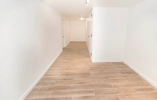 Rented by RealTegrity NY LLC | media 120