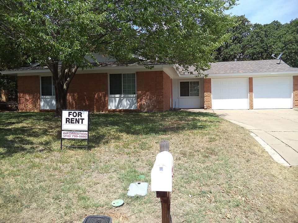 1st image of 20 Barons Ct