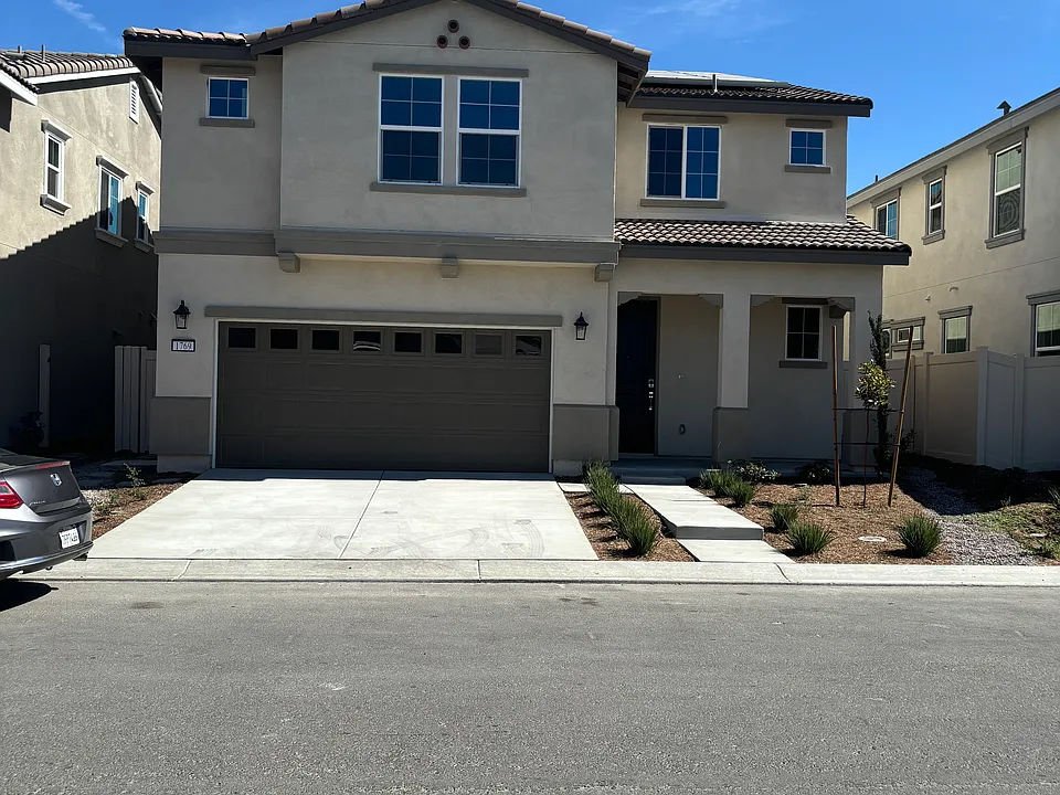 1769 Rose Ln