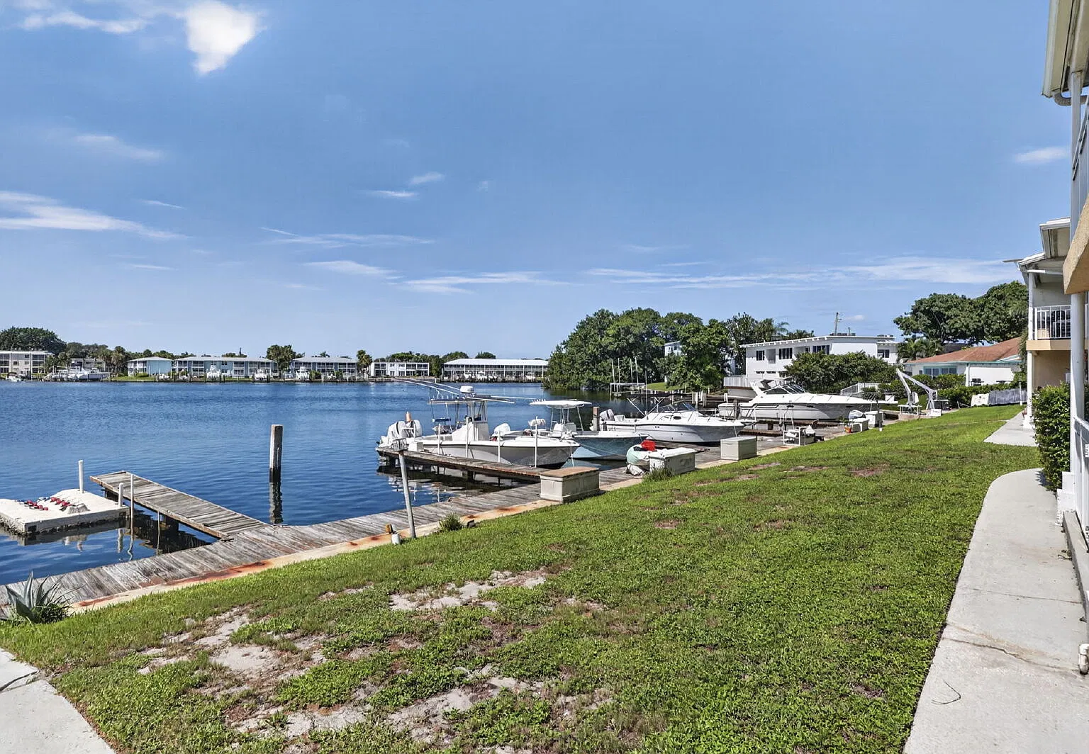2 bed, 1.0 bath, 800 sqft, $1,850 — Photo 3