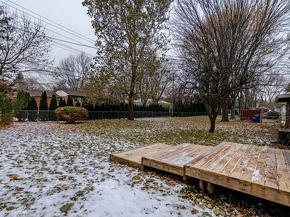 4th image of 28417 Kirkside Ln