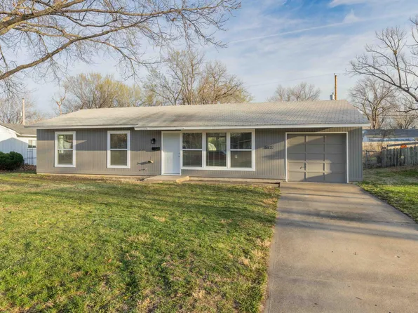 5612 SW 18th St, Topeka, KS 66604