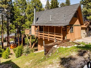 2461 Secret Dr, Running Springs, CA 92382