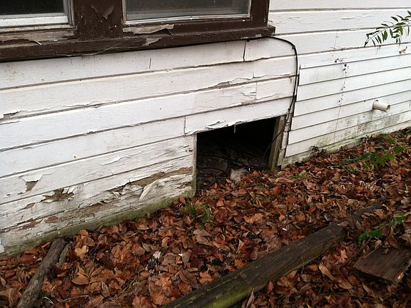 2nd image of 656 Forrester St