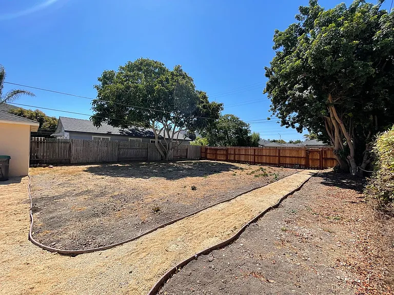 317 S D St — Photo 12