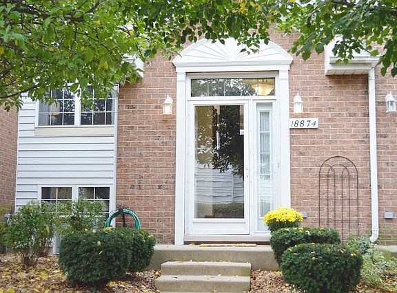 2nd image of 18874 S Vanderbilt Dr