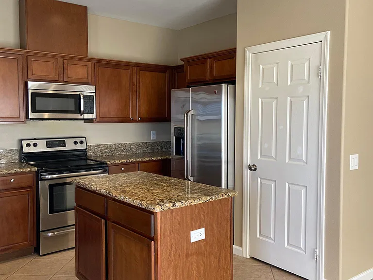1317 Garfield Ave — Photo 20