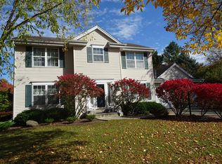 344 Indian Bend Rd, Burlington, WI 53105