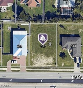 617 Trafalgar Pkwy, Cape Coral, FL, 33991