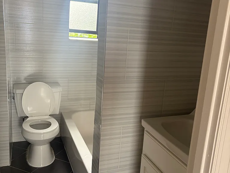 501 W 184th St #5A — Photo 5