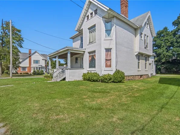 120 Diamond St, Canastota, NY 13032