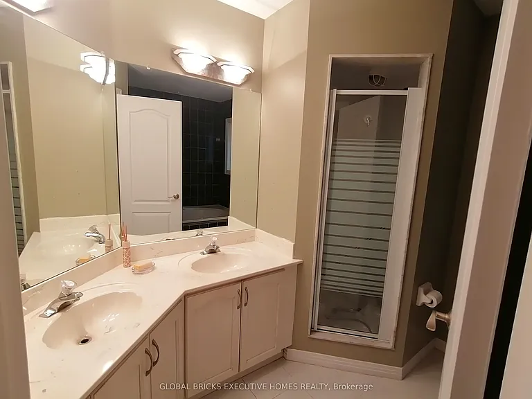 162 Boulding Ave — Photo 16