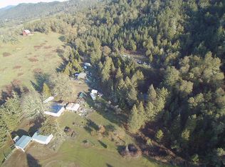 898 Shoestring Rd, Riddle, OR 97469