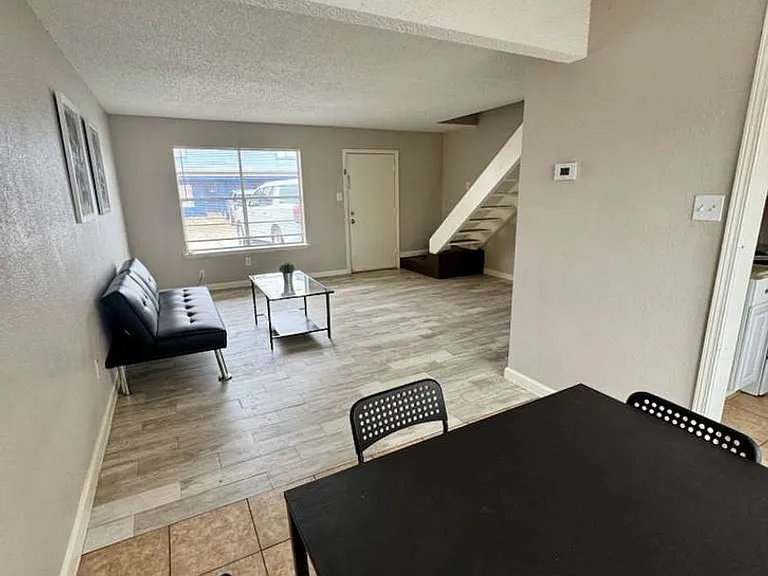 Bridge City Apartments — Photo 20