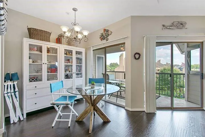 1 bed, 1.0 bath, 617 sqft, $2,000 — Photo 2