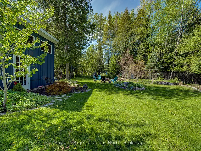 2 Maplewood Dr — Photo 33