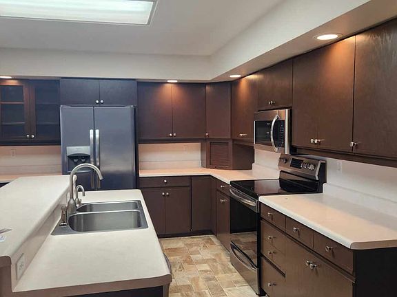 5th image of 2700 Golfmore Dr #5C