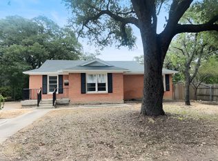 2012 Watauga Ct W, Fort Worth, TX 76111