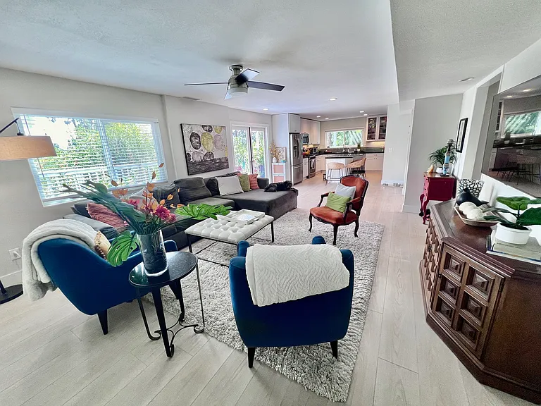 753 Val Sereno Dr — Photo 23