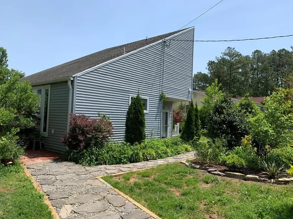 6477 Pine Dale Dr, Chincoteague, VA 23336