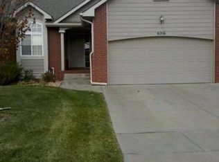 6108 E Ironhorse Cir, Wichita, KS 67220