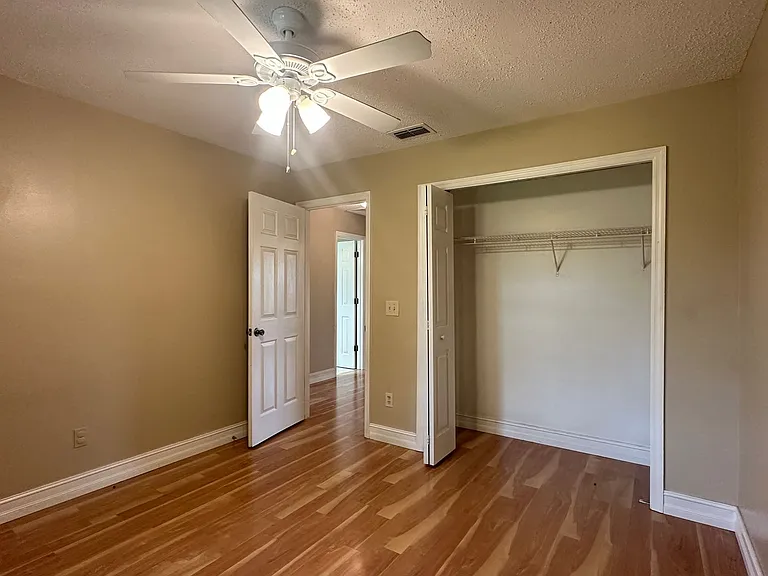 487 Carrigan Ave — Photo 12