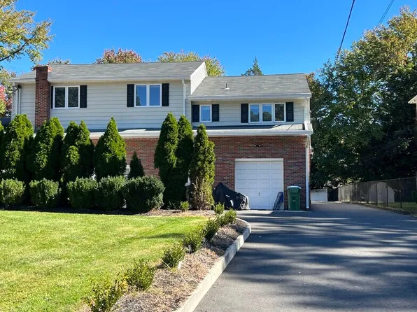 38 Hillsdale Rd, Edison, NJ 08820