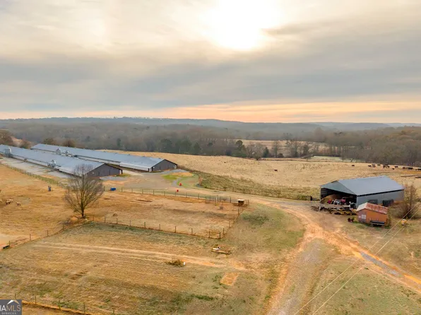 1905 Bond Bridge Rd, Royston, GA 30662