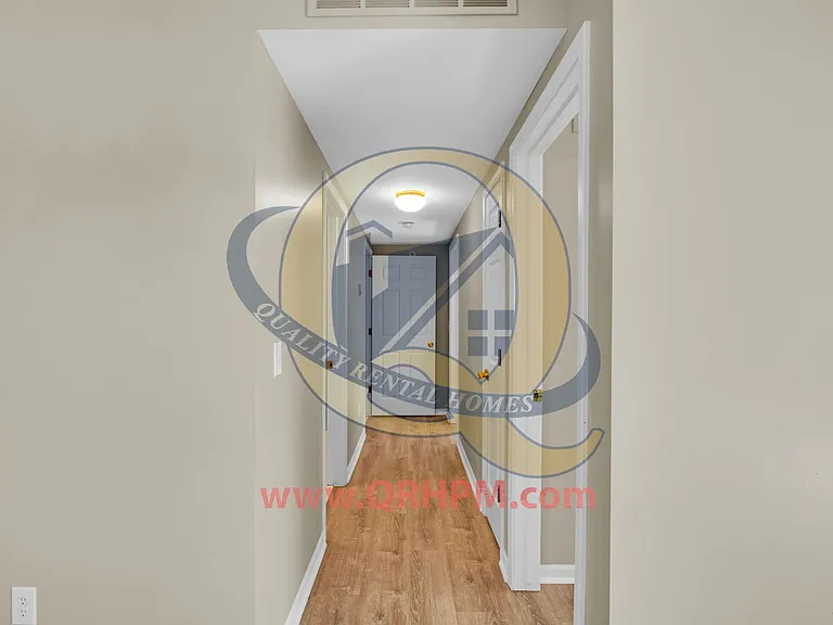 5200 N Genesee Rd — Photo 44