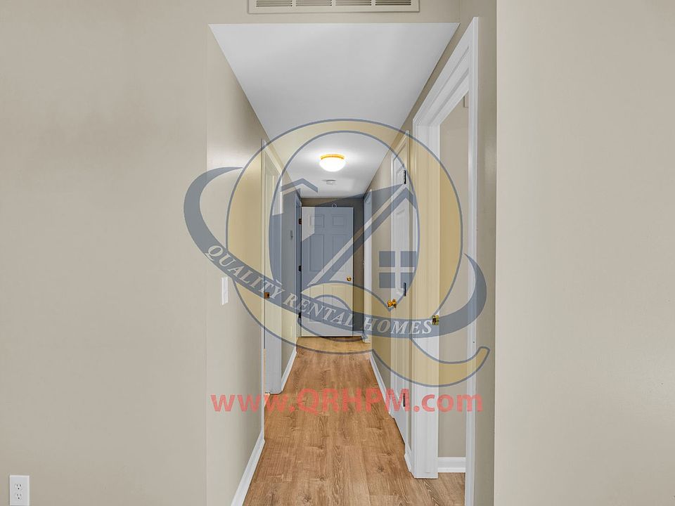 Summerfield Apartments 5200 N Genesee Rd Flint MI Zillow